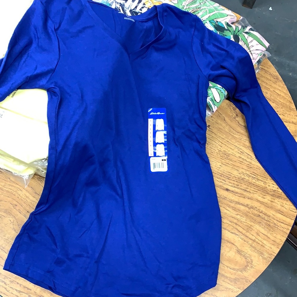 Eddie Bauer ladies long sleeve tee.